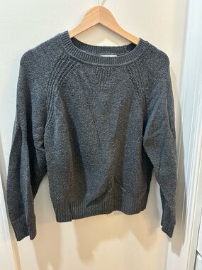 Universal Thread sweater